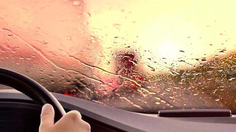 Can You Drive Safely In Every Type Of Severe Weather? - State Farm®