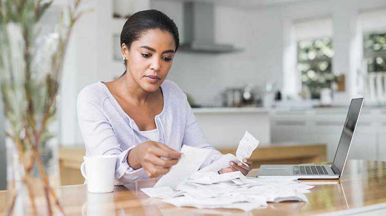 Consejos para ayudar a protegerte contra una estafa de contratista