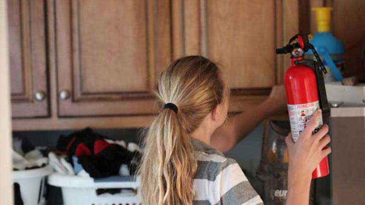 Protege tu vivienda contra las causas comunes de incendios domésticos